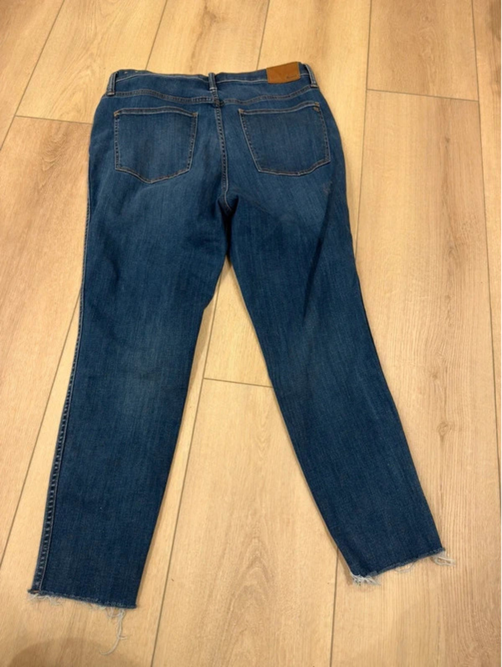 Levi’s 550 Relaxed Fit Tapered Leg Vintage 1990's Jeans Medium Wash